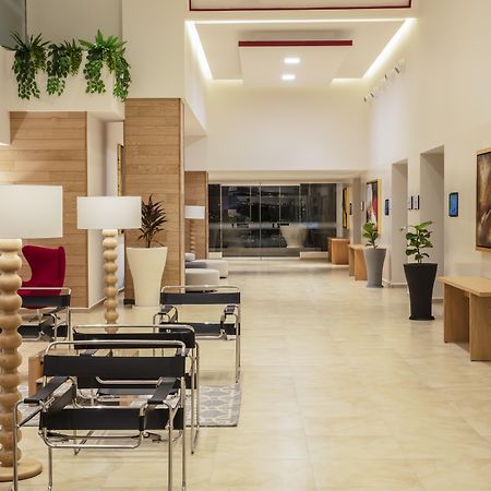 Fiesta Inn Celaya Galerias エクステリア 写真