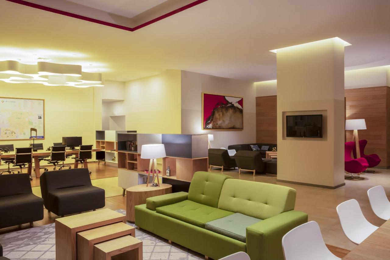 Fiesta Inn Celaya Galerias エクステリア 写真