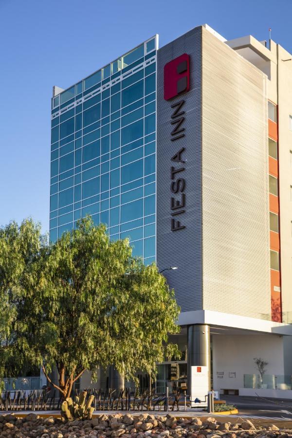 Fiesta Inn Celaya Galerias エクステリア 写真